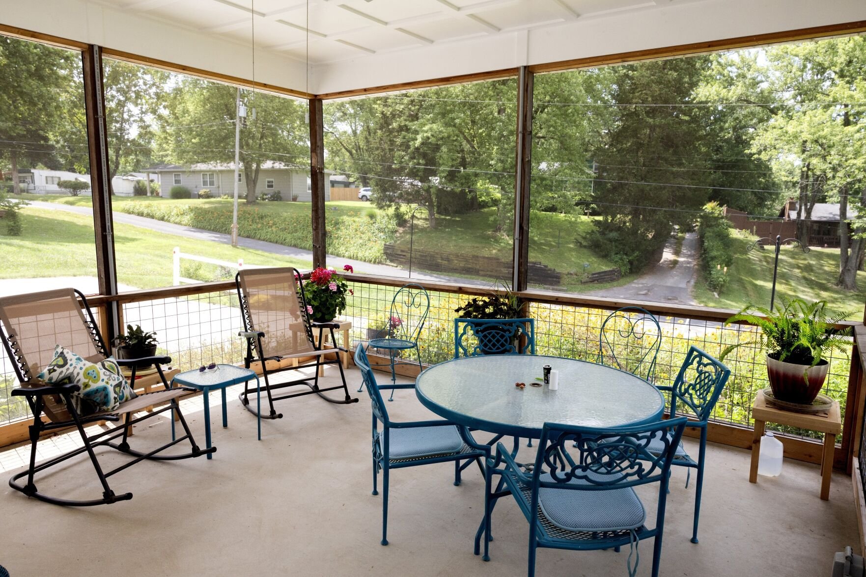 At home with Jerry and Dorothy Young in Collinsville